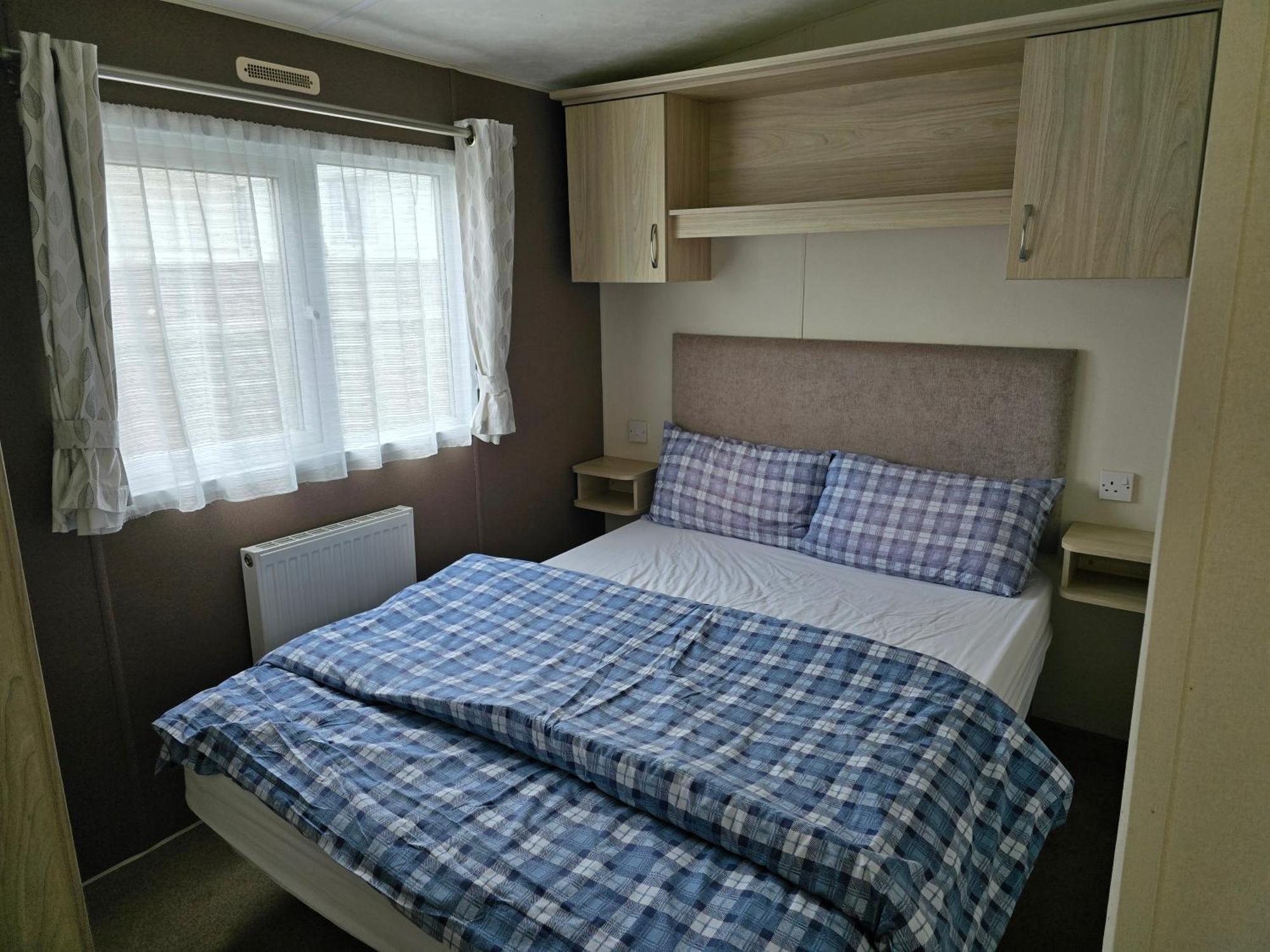 Castaways Holiday Park Otel Bacton  Dış mekan fotoğraf